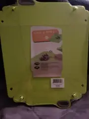 Dog and Cat Travel Collapsible Water and Food Bowl Snap on Chopping Board
