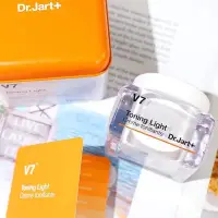 在飛比找蝦皮購物優惠-韓國 Dr.Jart+V7 新款 素顏霜 亮白霜 妝前隔離 