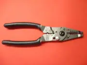 NEW SNAP ON 9" Wire Stripper Cutter Crimper Bolt Cutter PLIERS PWCS9ACF