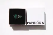 PANDORA 2 Charms: Opalescent Green Bead & Green Monstera Enamel Leaf 925 Silver