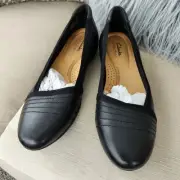 Clarks Black leather Flats 7.5 Wide width Women's stitching front Comfortable