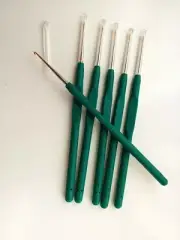 Tulip Crochet Hooks Set Of 6Pcs. Different Size, Art No. T-9GE Soft Grip Handle
