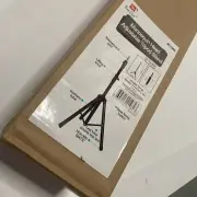 Park East Mannequin Head Adjustable Tripod Stand 3.75 Lbs #01989