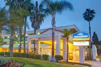 在飛比找雄獅旅遊優惠-HOWARD JOHNSON TORRANCE HOTEL