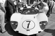 Jo Bonnier Phil Hill Chaparral 2D Chevrolet in the pit lane 1966 Old Photo 10