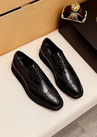 在飛比找Yahoo奇摩拍賣-7-11運費0元優惠優惠-熱銷#Prada男士黑色厚底系帶德比鞋開珠牛皮皮鞋