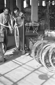 Bianchi Production Line 1955 OLD PHOTO