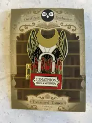 Owlcrate Exclusive Pin Lunathion Relics Artifacts Crescent City Treasured Tomes