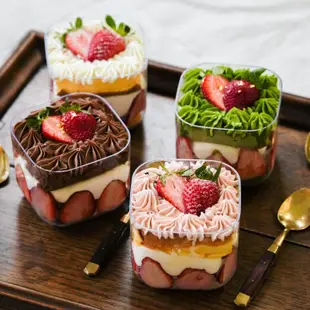 costco,好市多，草莓大福,12入/草莓千層蛋糕，也都可以代買八吋草莓巧克力蛋糕.