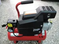 在飛比找Yahoo!奇摩拍賣優惠-空壓機 2HP*8L 附快速接頭 110V 加送風管及風槍 