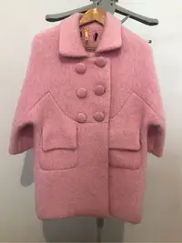 在飛比找Yahoo奇摩拍賣-7-11運費0元優惠優惠-出清特價～美仁櫻花粉色羊毛外套
