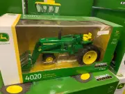John Deere 4020 Diesel Narrow Front Tractor w/ 48 Loader 1/16 Prestige Unopened