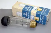 GE 750W 120V Projection lamp bulb in box SCREW-IN, EDISON-Household type base