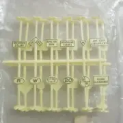 HO Scale Bachmann 24 Railroad And Street Signs Stop R/R Cattle