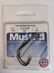 Mustad Wide Gap Hook 37177-BN 3/0, 2 Pieces in Pack