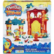 Play-Doh Town Firehouse Modeling Compound Playset NEW!