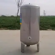 16 26 42 53 66 79 132 185 Gallon Stainless Steel Pressure Vessel, Household Tap Water Booster, Vertical Storage Bubble Container, for Fountain/Industrial Cleaning/Garden Irrigation