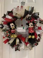 Mickey MouseChristmas Wreath, Minnie Mouse, Mickey Mouse “Believe In The Magic”