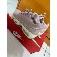 在飛比找蝦皮購物優惠-2手Nike 休閒鞋 W Air Max 95女鞋 復古 氣