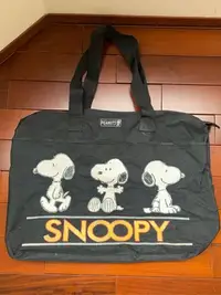 在飛比找Yahoo!奇摩拍賣優惠-SNOOPY大型防水尼龍收納袋旅行袋打包袋購物袋