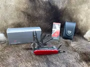 Victorinox Swiss Army 33240 SwissChamp With Red Handle Knife Mint In Box