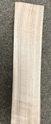 Walnut Quarter Cut wood veneer 4" x 21" raw no backing 1/42'' thickness A grade