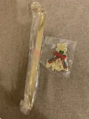 Vtg Estate Find - Christmas Wreath Over Door Hanger Hook Teddy Bear Gold 15" NEW