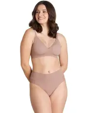 [Bendon] Comfit Collection Soft Cup Plunge Bra in Mocha