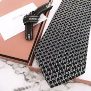 Hermès Black White Tie Silk Men H Logo Logo France Boxes 117336