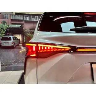 豐田 TOYOTA SIENNA 龍麟款 LED 尾燈組 貫穿尾燈 流水方向燈 油電 外匯車 21-23年