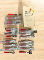 Oneida Palette Red Stainless Riveted Flatware 20 Piece Set New in Box
