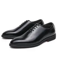 在飛比找蝦皮購物優惠-Boxshoes 男士商務皮革休閒鞋尖頭布洛克牛津鞋 38-