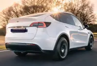 在飛比找Yahoo!奇摩拍賣優惠-Tesla Model Y LR 2023 原廠後下巴