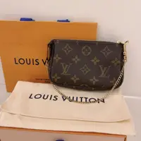 在飛比找蝦皮購物優惠-Louis Vuitton 路易威登 LV Mini Poc