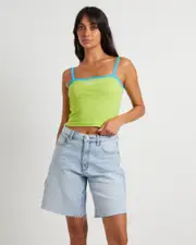 Devod Contrast Singlet in Lime Green