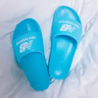 在飛比找蝦皮購物優惠-現貨 NEW BALANCE logo拖 防水 拖鞋 防水 