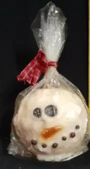 PRIMITIVE FROSTY SNOWMAN FACE SNOWBALL CANDLE SUGARLOAF MOUNTAIN Hand Made