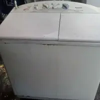 在飛比找蝦皮購物優惠-國際雙槽洗衣機 NW-90HC 半自動洗衣機 洗車場 中古洗