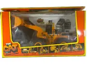 New Bright CAT 992C RC Front Power Loader Caterpillar Battery Operated Toy Truck