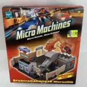 Micro Machines Car Demolition Junkyard playset Hasbro 2007 Italy exclusive