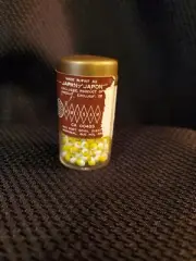 Vtg Glass Magatama Beads Japan Amisam Inc Size 4 Yellow and White Seed