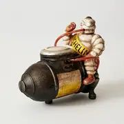 Cast Iron 21cm Michelin Man & Compressor