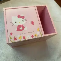 在飛比找蝦皮購物優惠-二手物品｜凱蒂貓HELLO KITTY多功能收納盒含化妝鏡 