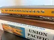 UNION PACIFIC " CITY " 44-seat ACF STREAMLINED COACH - HO Scale 932-9530 NEW OOP