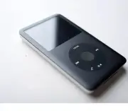 Apple iPod 7th Gen Classic 160GB MP3 Player Black One year Warranty