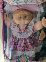 Vintage,1992, Cabbage Patch Doll 10th Anniversary Edition Original Box