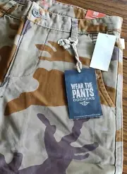 DOCKERS Mens 28x28 Slim Tapered Fit Camouflage Pants Khakis Work NWOT $68
