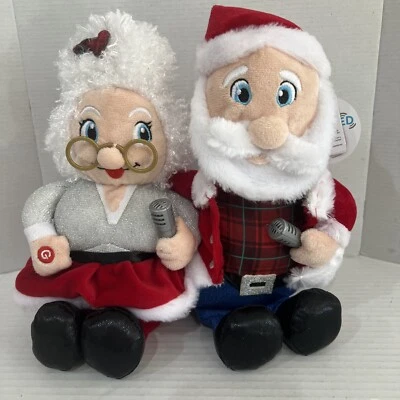 Kenny Rogers Dolly Parton Santa & Mrs Claus Animated Christmas Decor Islands