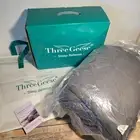 NewNIOB Three Geese Pinch Pleat Goose Down Comforter Standard 100 Gray King Size
