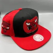 Chicago Bulls Hat Men Black Red Mitchell & Ness Snap Back Cap New